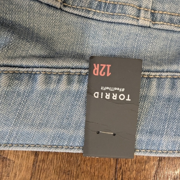 NWT Torrid Bombshell Flare Premium Stretch High-Rise Jean Size 12 - Picture 8 of 13